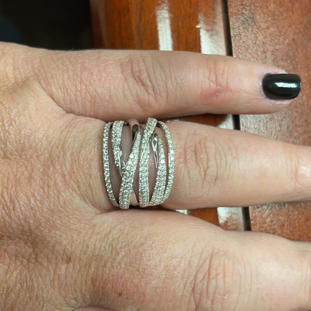 Effy Diamond Ring - Picture 8 of 8